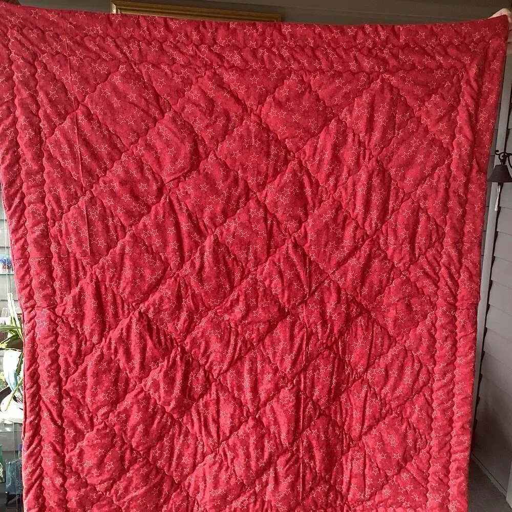 NWT. Hand Crafted  Dr. Seuss’ Cat in The Hat Lap Quilt